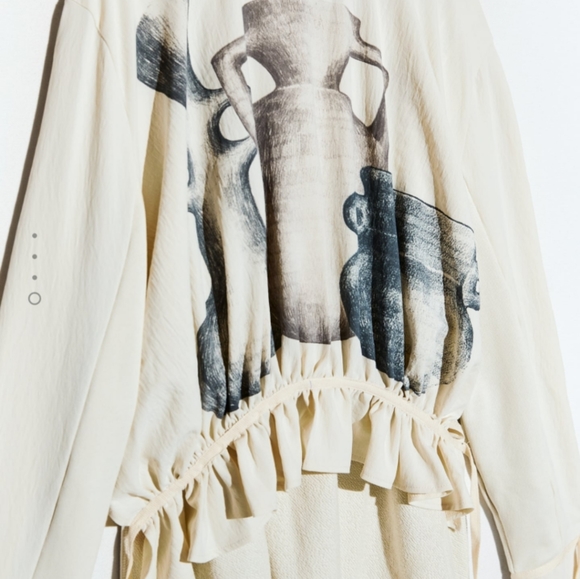 Zara Tops Zara Art Deco Pottery Sweatshirt Poshmark